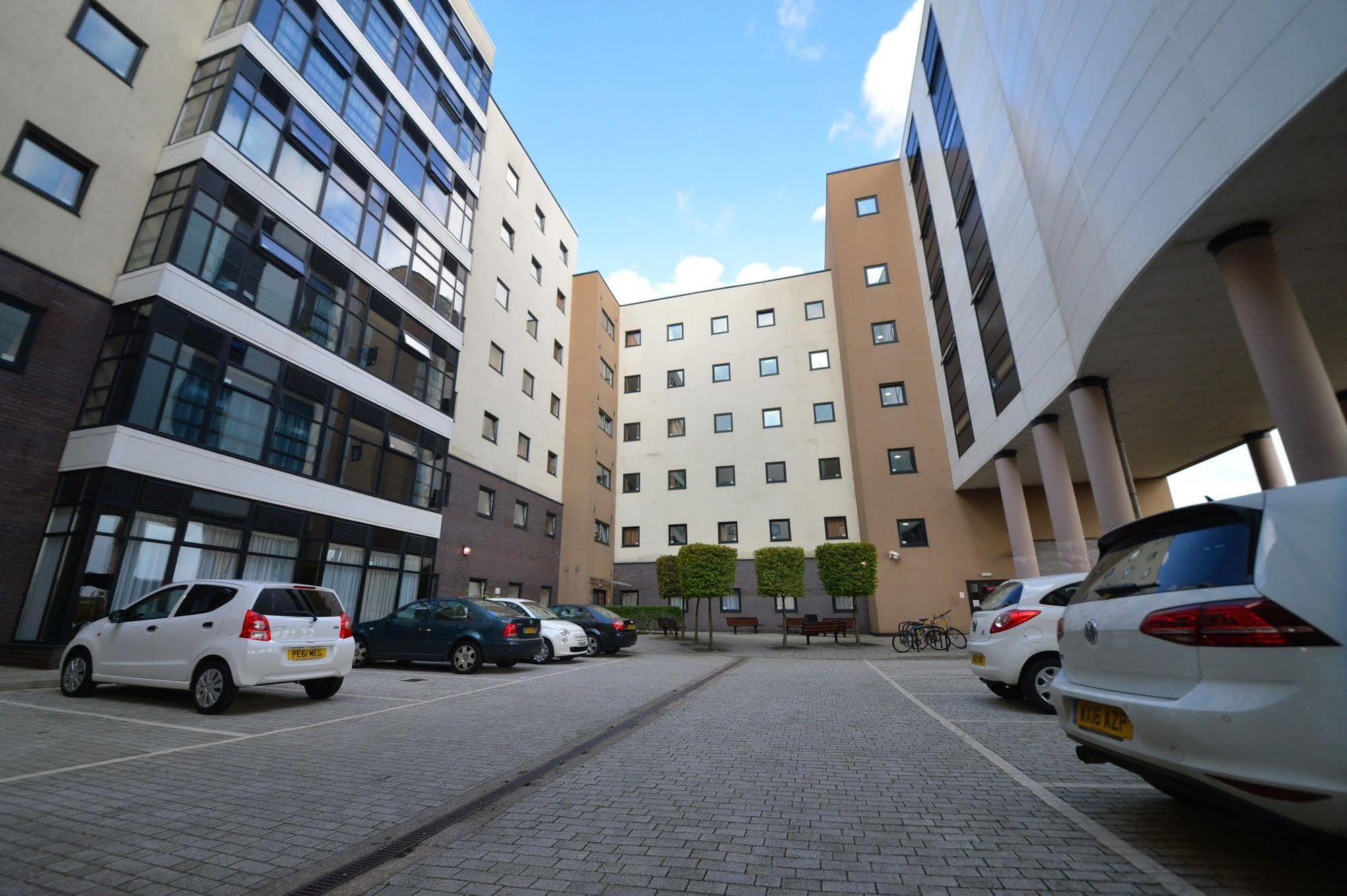 Newport Student Village Exteriér fotografie